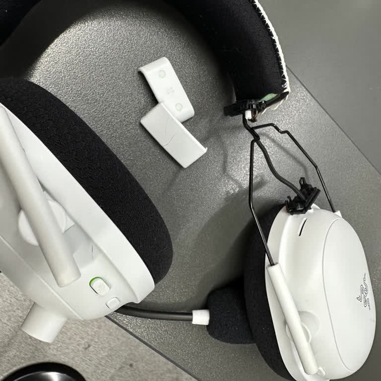 Razer Blackshark V2 Pro Kulaklıkta Kronik Menteşe Sorunu Garanti Kapsamına Alınmıyor