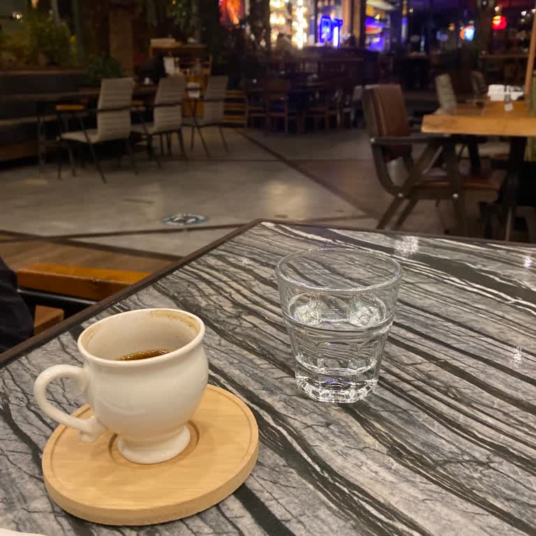 Hayal Kahvesi Samsun Yetersiz Sunum, Sağlıksız Tavuk Ve Kötü Hijyen Deneyimi