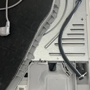 Bosch Kurutma Makinesi Arızası Ve Yetersiz Servis Hizmeti Nedeniyle Mağduriyet