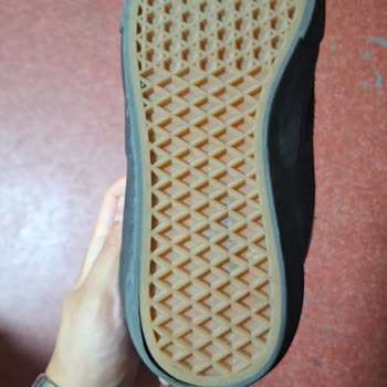 Vans Sneakers Tearing and Sole Separation Issue — Need Warranty Support