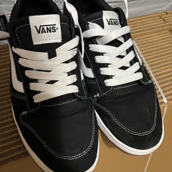 Vans Ryland LS Torn Near Stitching After 20 Days — Requesting Replacement