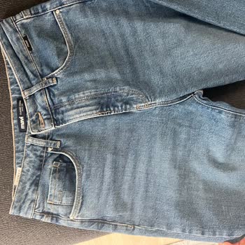 İlk Giyimde Bollaşan Pantolon Hayal Kırıklığı Yarattı