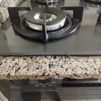 Arçelik Servis Montajı: Eksik İşçilik Ve Kırılan Mermerle Mağduriyet