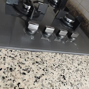 Arçelik Servis Montajı: Eksik İşçilik Ve Kırılan Mermerle Mağduriyet