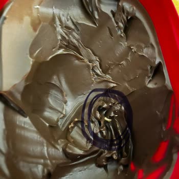 Aldığım Çikolatanın İçinden Kurt Çıkması Nedeniyle Hijyen Ve Güven Sorunu