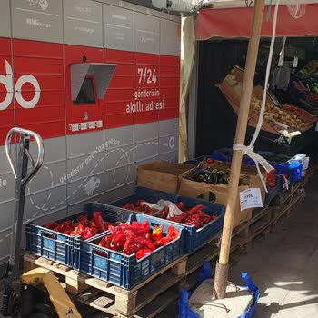 Kargo Dolabına Ulaşımı Engelleyen Malzeme Yığılması Sürekli Sorun Oluyor