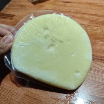 Kapalı Pakette Küflü Kaşar Peyniri Mağduriyeti Ve İade Talebi