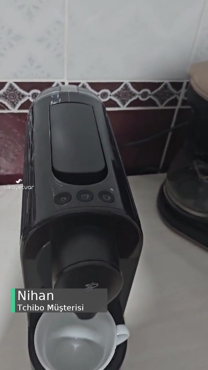 Tchibo Kapsül Kahve Makinemin Kapsül Haznesi Sıkıştı videonun kapak resmi