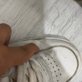 Satın Aldığım Ayakkabıda Kısa Sürede Oluşan Deformasyon Ve Mağaza İlgisizliği