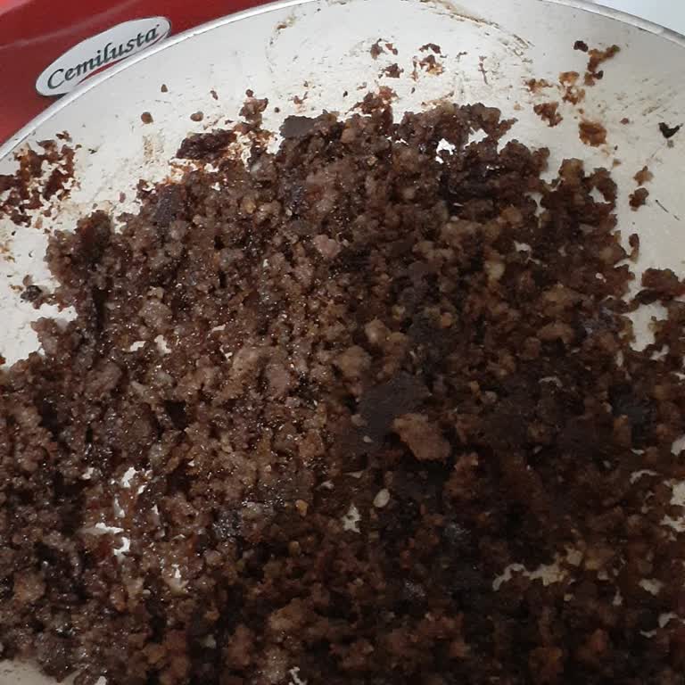 A101'den Aldığım Köfte Bozuk Çıktı, Kötü Koku Ve Tat Nedeniyle Mağdur Oldum