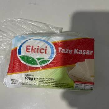 Aldığım Ekici Kaşar Peynirinde Küf Oluştu Mağduriyetimin Giderilmesini İstiyorum