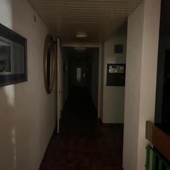 Terk Edilmiş Ve Güvensiz Otelde Yaşanan Mağduriyet Ve İade Talebi