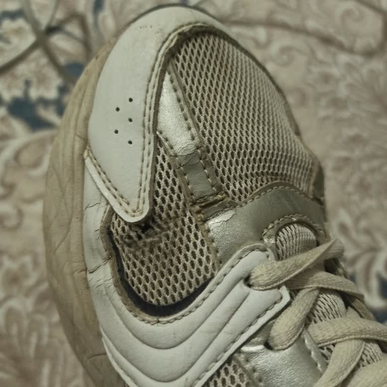 Kısa Sürede Yırtılan Ayakkabı İçin Garanti Reddi Hayal Kırıklığı Yarattı