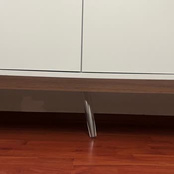 Aldığım Koltuk Ve TV Ünitesinde Sürekli Arıza Ve İlgisizlik Yaşadım