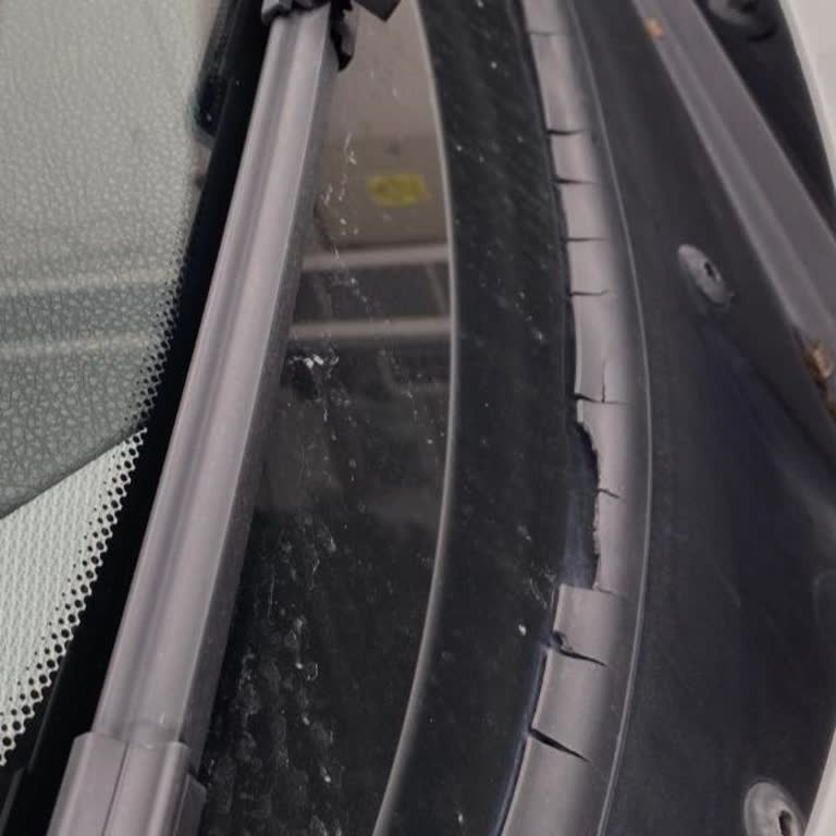 BMW F20'de Kronik Fitil Sorunu: Yağmurda Su Baskını