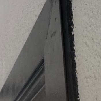 Yeni Montajlanan Sürme Cam Sistemde Sürekli Su Sızması Ve Yetersiz Servis