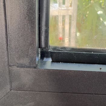Yeni Montajlanan Sürme Cam Sistemde Sürekli Su Sızması Ve Yetersiz Servis