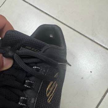 I Face Inner Lining Tear on Skechers “Light Weight” Shoes After Few Months