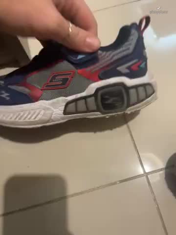 I Face Light Malfunction on Skechers Light Storm 3 After One Month of Use video cover