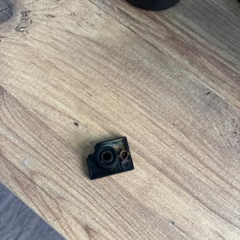 Robot Süpürge Su Haznesi Kendiliğinden Kırıldı, Garanti Kapsamı Dışında Bırakıldı