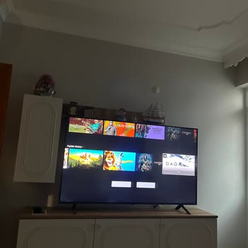 LG QNED80T Televizyonda İlk Günden Ekran Işık Sızması Ve Servis Mağduriyeti