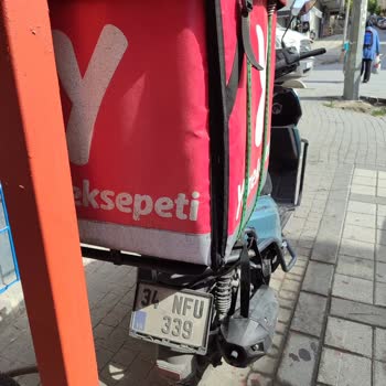 Yemeksepeti Yangın Merdiveni Sürekli Engelleniyor, Güvenliğimiz Tehlikede