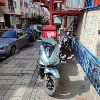 Yemeksepeti Yangın Merdiveni Sürekli Engelleniyor, Güvenliğimiz Tehlikede