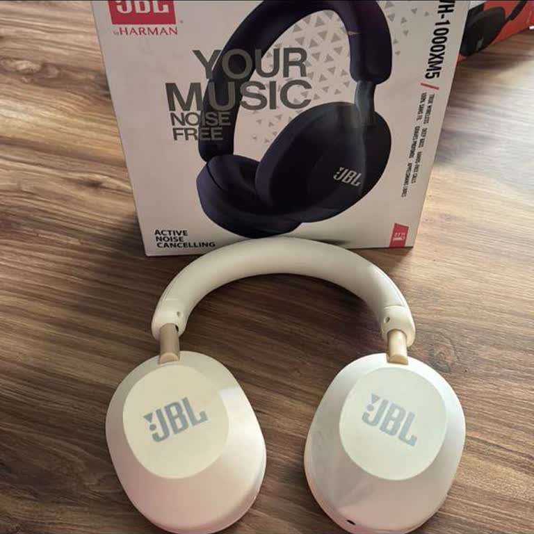 Siparişimin Kargoya Verilmemesi Ve İletişim Sorunu Nedeniyle Mağduriyet Yaşıyorum