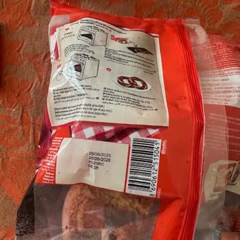 Dondurulmuş Simitte Böcek Çıkması Ve İade Sürecinde Gecikme