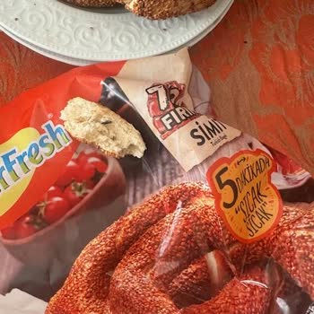 Dondurulmuş Simitte Böcek Çıkması Ve İade Sürecinde Gecikme