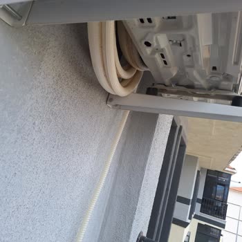 Samsung Klimamın Dış Ünitesinden Su Damlatıyor Servis Gelmiyor