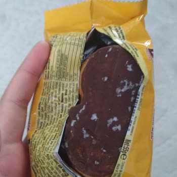 Aldığım Ülker 8 Kek Muzlu Küflü Çıktı, İçinde Kek Yoktu!