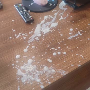 Altınkılıç Çilekli Kefir Açınca Patladı Ve Bozuk Çıktı Tekrar Aynı Sorun Yaşadım