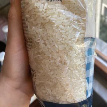 Migros'tan Alınan Pirinçte Kurt Çıktı, Mağduriyetim Giderilmiyor