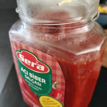 Sera Biber Salçası Kavanozunda Kurt Çıkması Sağlık Endişesi Ve Güven Kaybı