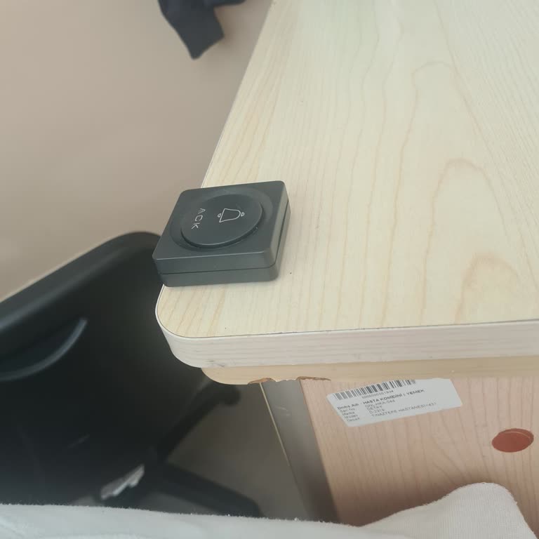 İzmir Tınaztepe Buca Tıp Merkezi Hemşire Çağırma Tuşu Arızası Nedeniyle Mağduriyet Yaşıyorum!