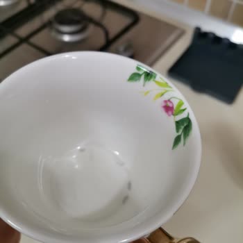 İlk Kullanımda Aşınan Fincan Hayal Kırıklığı Yarattı