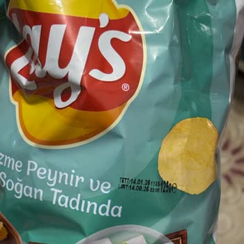 Taze Olması Gereken Cips Bozuk Çıktı: Yağlı Ve Kötü Kokulu
