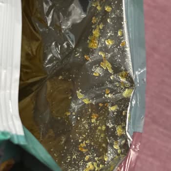 Taze Olması Gereken Cips Bozuk Çıktı: Yağlı Ve Kötü Kokulu