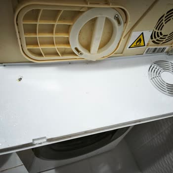 Hoover Kurutma Makinesinin Sürekli Su Akıtma Sorunu Çözülmüyor