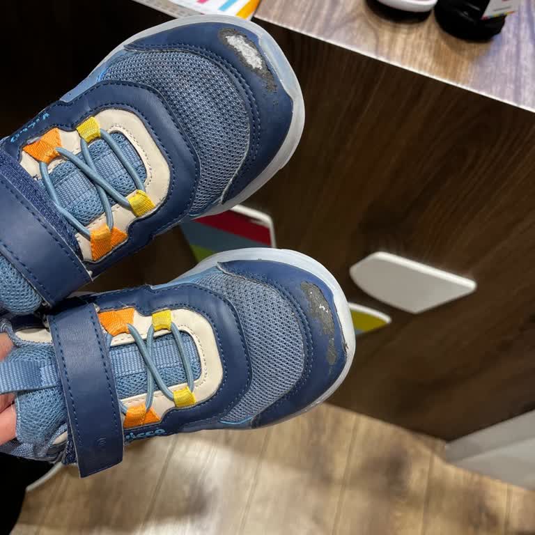 Aldığım Çocuk Ayakkabısı Kısa Sürede Deforme Oldu, Mağaza Sorumluluk Almadı