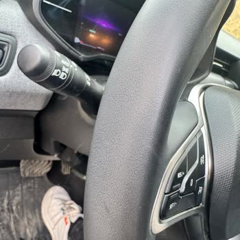 Yeni Renault Clio Direksiyonunda Kısa Sürede Oluşan Deformasyon Garantiye Alınmadı