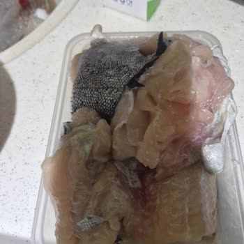 Marketin Satışa Sunduğu Bozuk Ürünler Sağlığımızı Tehdit Ediyor, Ücret İadesi Talep Ediyorum