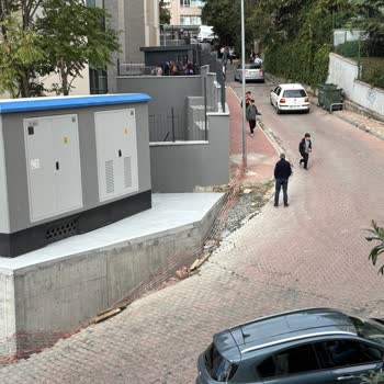 Yanlış Konumlandırılan Trafo Çocukların Güvenliğini Tehlikeye Atıyor