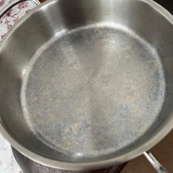 Korkmaz Mutfak Eşyaları Proline Sote Tencere Sürekli Leke Sorunu ve Yetersiz Destek