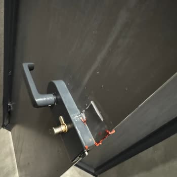 GYM Centerda Hijyen Eksikliği Ve Çözülmeyen Temizlik Sorunları