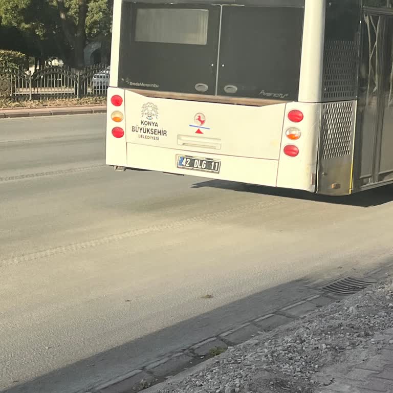 Otobüs Şoförünün Yolcuya Saygısız Davranışı Ve Uyarı Talebi