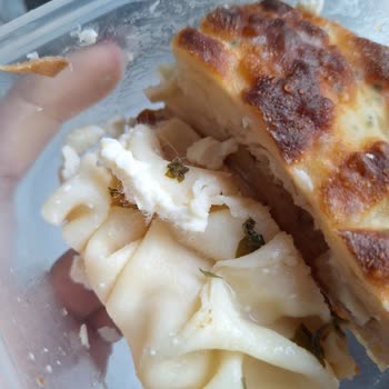 Küflü Ürün Ve Saygısız Personel Nedeniyle Hayal Kırıklığı