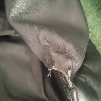 İade Edilen Ürün Farklı Çıktı, Hem Ceketim Hem Param Gitti