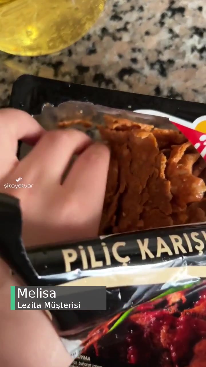 Lezita Adlı Markanın Dönerinden Plastik Çıktı videonun kapak resmi